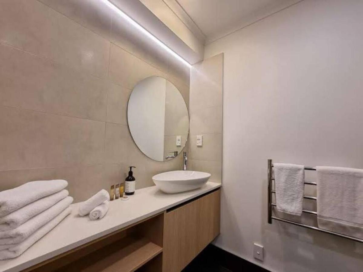 Sweet Escape Cbd Studio With Pool And Gym Auckland Eksteriør bilde